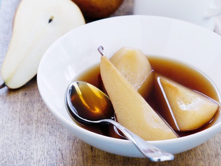 Mulled Tea Poached Pears